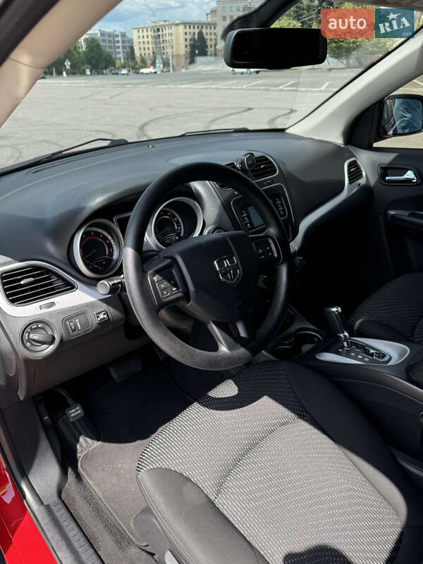Позашляховик / Кросовер Dodge Journey 2020 в Харкові