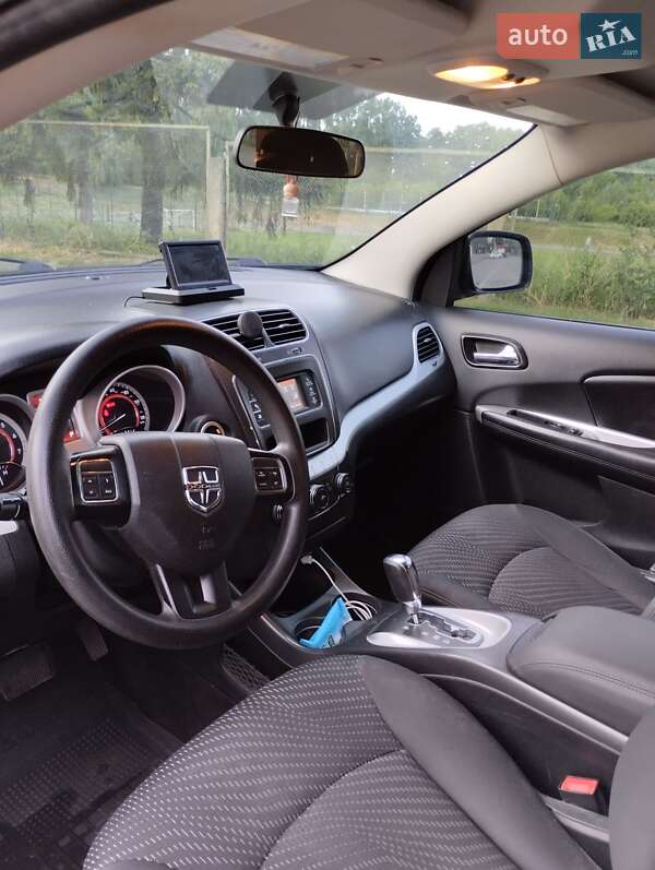 Внедорожник / Кроссовер Dodge Journey 2015 в Вышгороде