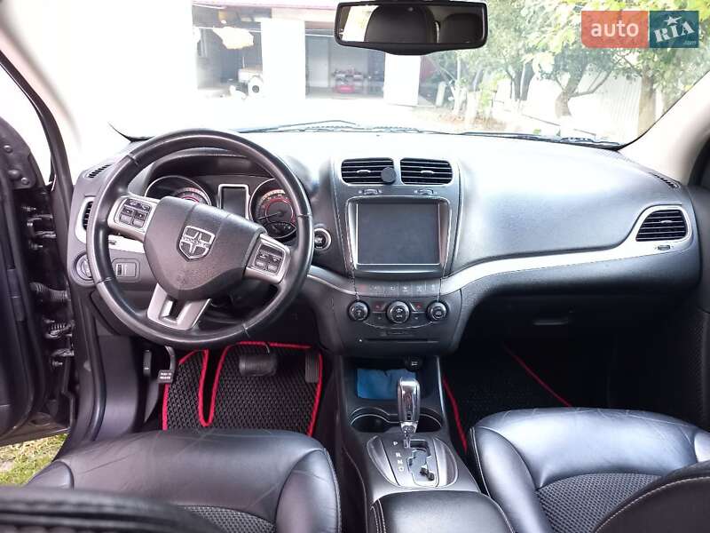 Внедорожник / Кроссовер Dodge Journey 2015 в Городенке