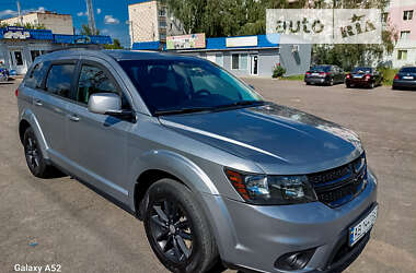 Позашляховик / Кросовер Dodge Journey 2016 в Ладижині