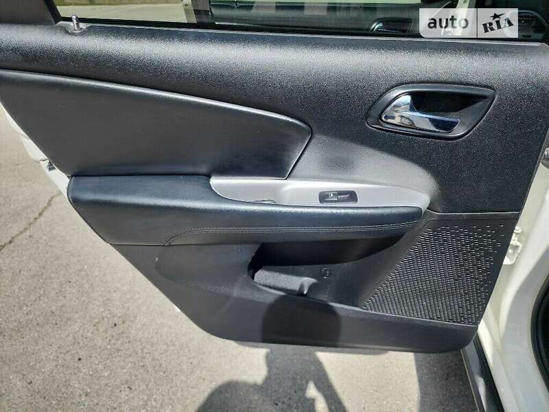 Внедорожник / Кроссовер Dodge Journey 2016 в Львове фото 22 Внедорожник / Кроссовер Dodge Journey 2016 в Львове