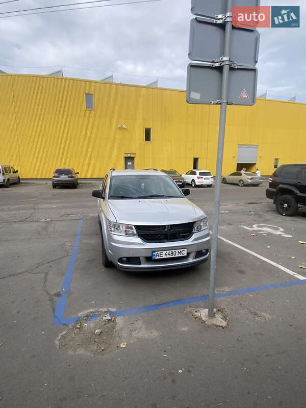 Внедорожник / Кроссовер Dodge Journey 2011 в Днепре