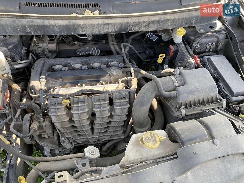 Позашляховик / Кросовер Dodge Journey 2015 в Львові фото 6 Позашляховик / Кросовер Dodge Journey 2015 в Львові