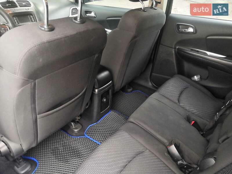 Внедорожник / Кроссовер Dodge Journey 2015 в Кропивницком