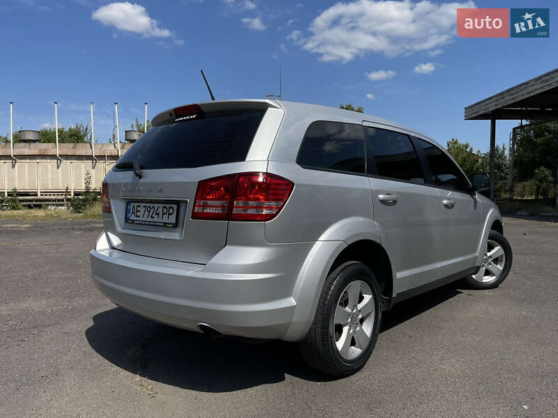Внедорожник / Кроссовер Dodge Journey 2011 в Кривом Роге фото 4 Внедорожник / Кроссовер Dodge Journey 2011 в Кривом Роге