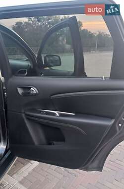 Внедорожник / Кроссовер Dodge Journey 2020 в 
