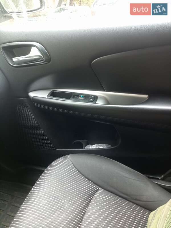 Внедорожник / Кроссовер Dodge Journey 2015 в Киеве