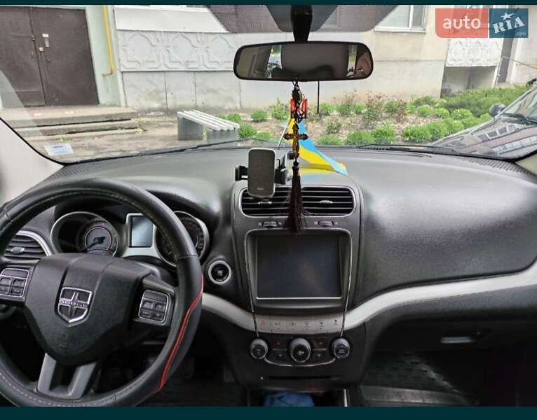 Внедорожник / Кроссовер Dodge Journey 2014 в Павлограде