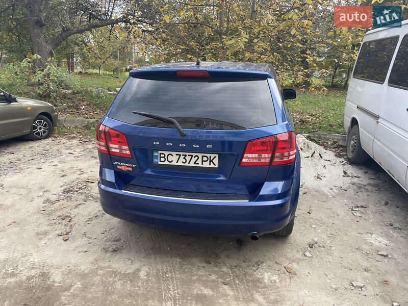 Внедорожник / Кроссовер Dodge Journey 2015 в Львове