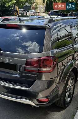 Позашляховик / Кросовер Dodge Journey 2015 в Ужгороді