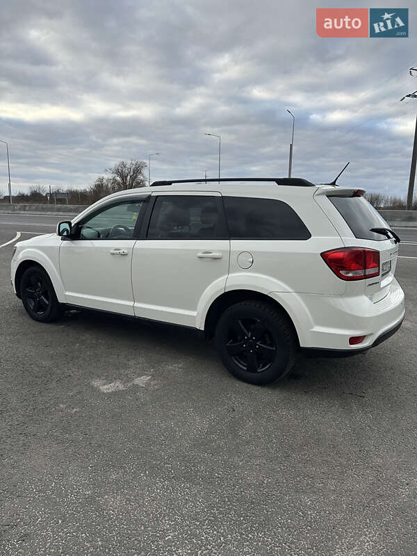 Внедорожник / Кроссовер Dodge Journey 2011 в Козельце