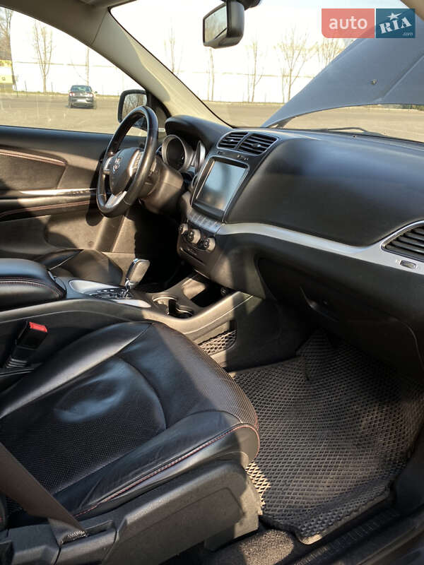 Внедорожник / Кроссовер Dodge Journey 2017 в Киеве