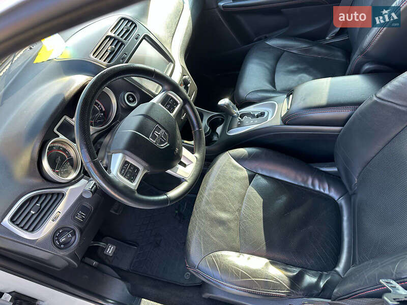 Внедорожник / Кроссовер Dodge Journey 2014 в Хмельницком