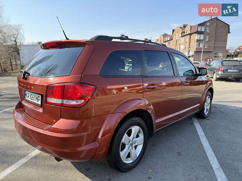 Внедорожник / Кроссовер Dodge Journey 2014 в 