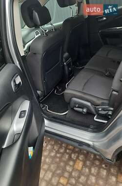 Внедорожник / Кроссовер Dodge Journey 2015 в 