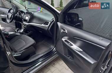 Внедорожник / Кроссовер Dodge Journey 2014 в 