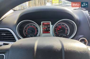 Внедорожник / Кроссовер Dodge Journey 2016 в 