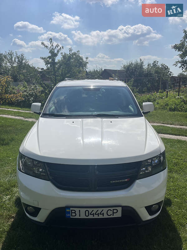 Позашляховик / Кросовер Dodge Journey 2016 в Гадячі
