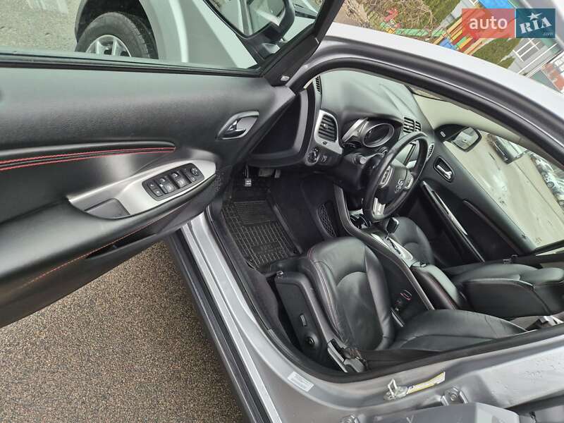 Внедорожник / Кроссовер Dodge Journey 2015 в Киеве