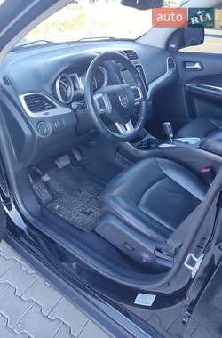Внедорожник / Кроссовер Dodge Journey 2015 в 