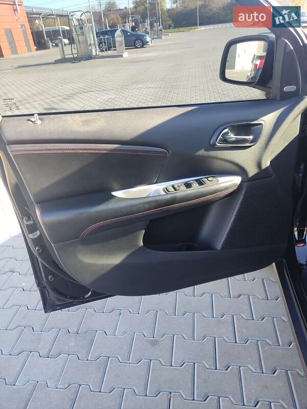 Внедорожник / Кроссовер Dodge Journey 2015 в Киеве