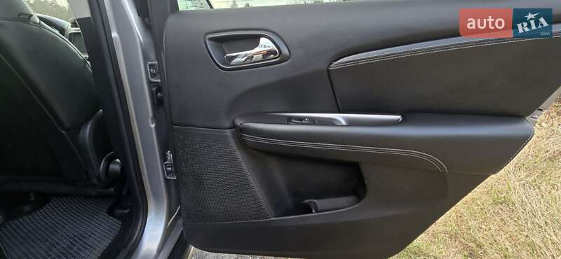 Внедорожник / Кроссовер Dodge Journey 2017 в Ровно