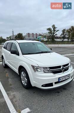 Позашляховик / Кросовер Dodge Journey 2020 в 