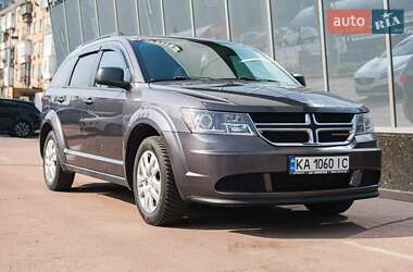 Позашляховик / Кросовер Dodge Journey 2013 в 