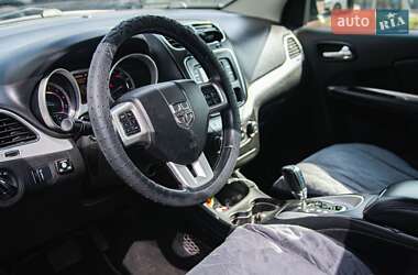 Позашляховик / Кросовер Dodge Journey 2013 в 