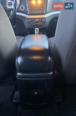 Внедорожник / Кроссовер Dodge Journey 2013 в 