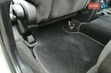 Позашляховик / Кросовер Dodge Journey 2015 в 