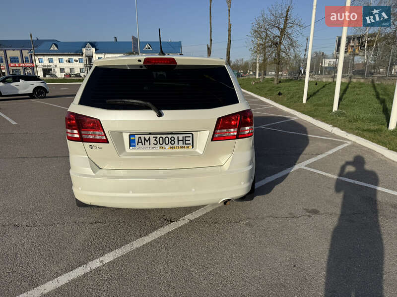 Внедорожник / Кроссовер Dodge Journey 2015 в Житомире