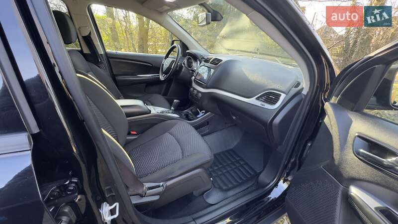 Позашляховик / Кросовер Dodge Journey 2020 в Києві
