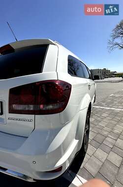 Позашляховик / Кросовер Dodge Journey 2015 в 