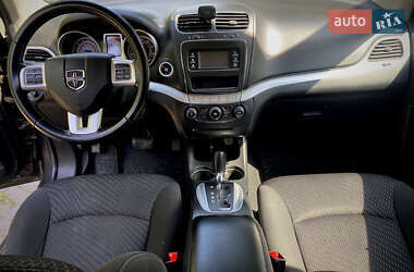 Позашляховик / Кросовер Dodge Journey 2018 в 
