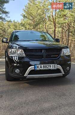Позашляховик / Кросовер Dodge Journey 2019 в 