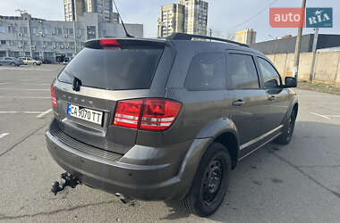 Позашляховик / Кросовер Dodge Journey 2016 в 