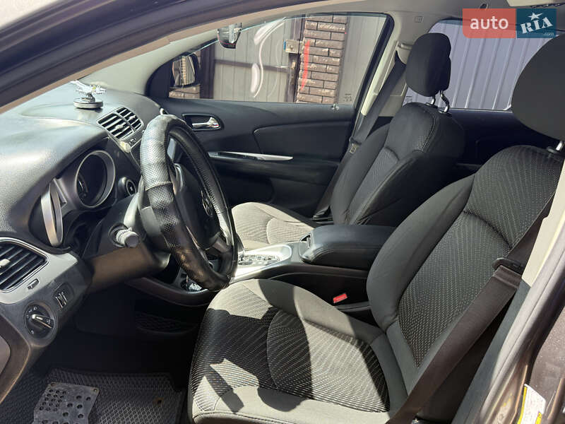 Внедорожник / Кроссовер Dodge Journey 2015 в Виннице