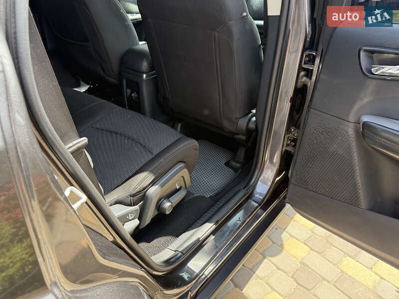 Внедорожник / Кроссовер Dodge Journey 2015 в Виннице