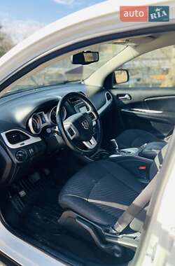 Внедорожник / Кроссовер Dodge Journey 2016 в 