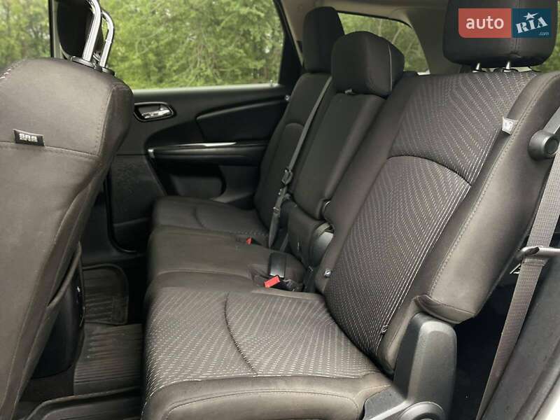 Внедорожник / Кроссовер Dodge Journey 2016 в Днепре