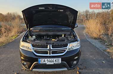 Внедорожник / Кроссовер Dodge Journey 2015 в 