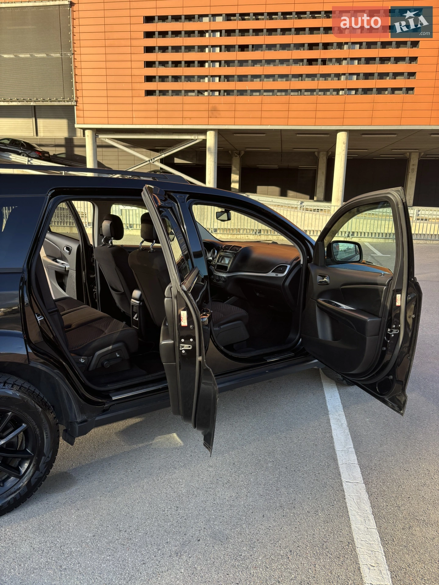 2017 Dodge Journey - мініатюра 4