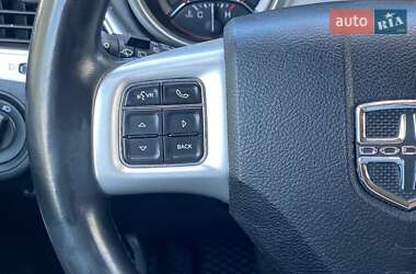 Позашляховик / Кросовер Dodge Journey 2018 в 