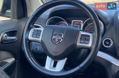 Позашляховик / Кросовер Dodge Journey 2018 в 