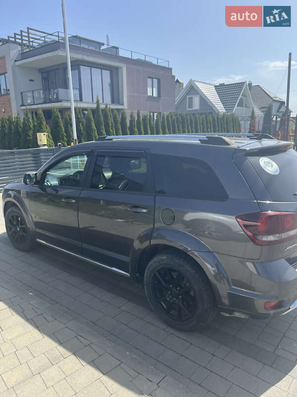 Позашляховик / Кросовер Dodge Journey 2015 в Львові