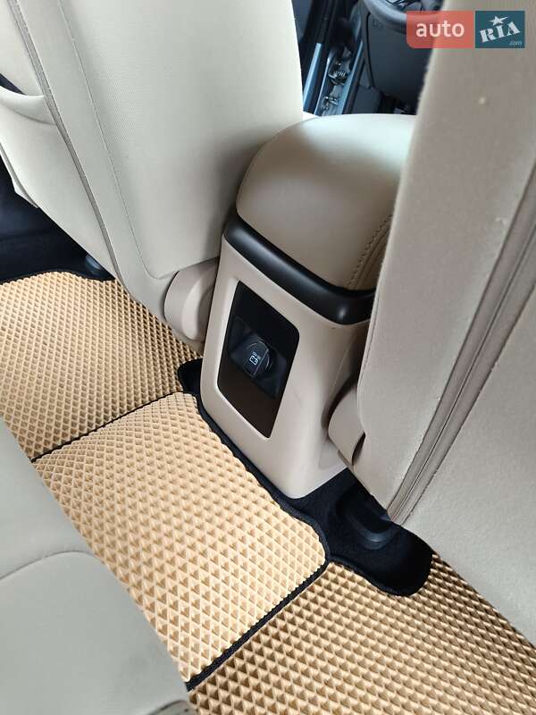 Внедорожник / Кроссовер Dodge Journey 2013 в Ровно