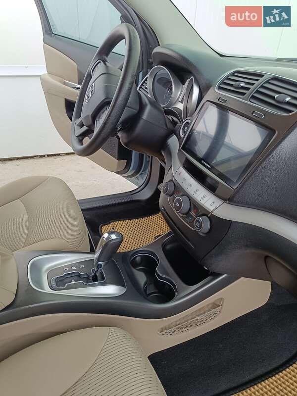 Внедорожник / Кроссовер Dodge Journey 2013 в Ровно