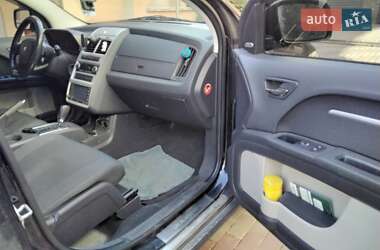Позашляховик / Кросовер Dodge Journey 2009 в 
