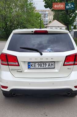 Позашляховик / Кросовер Dodge Journey 2015 в 